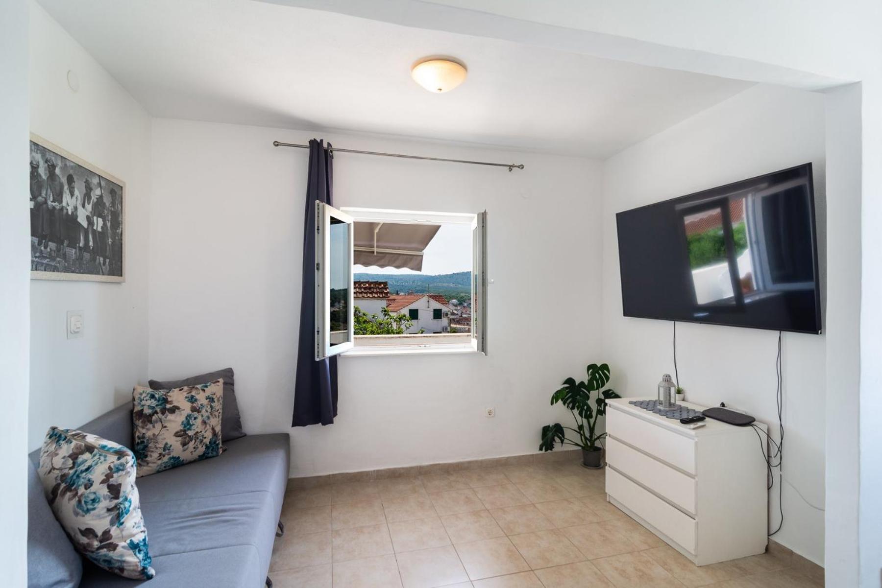 Sea-Views Brazza Apartments With Private Pool Milna  Ngoại thất bức ảnh