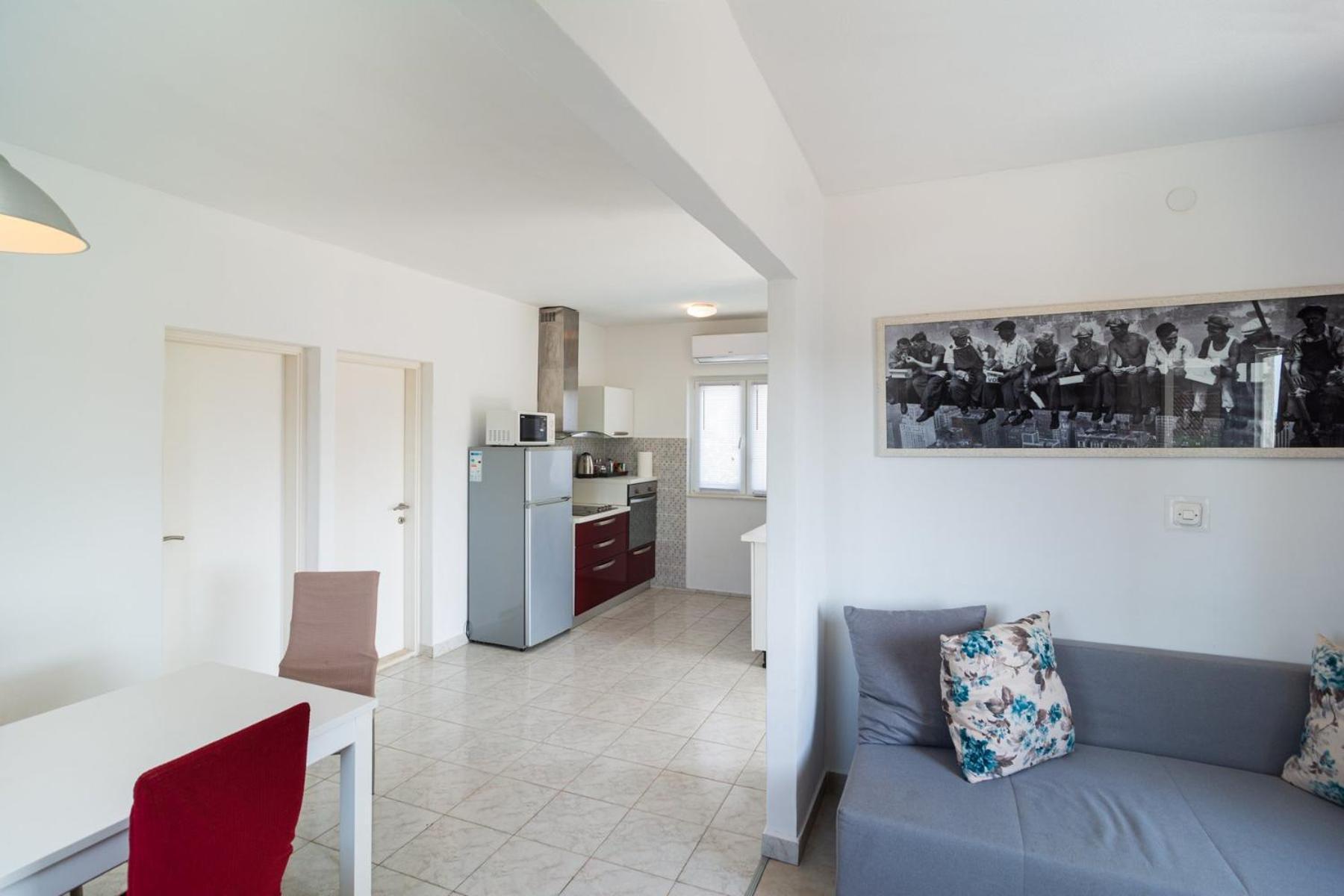 Sea-Views Brazza Apartments With Private Pool Milna  Ngoại thất bức ảnh